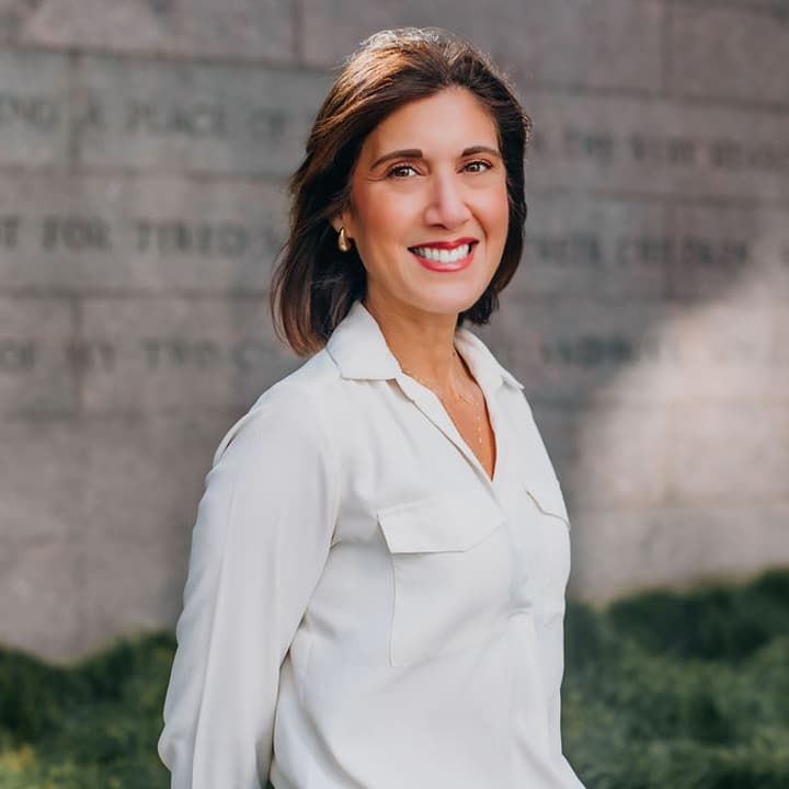 Cassandra Wallrabe portrait